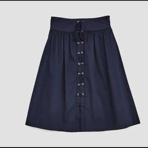 New with tags Zara Navy Lace Up Skirt With Metal Grommets Size: S